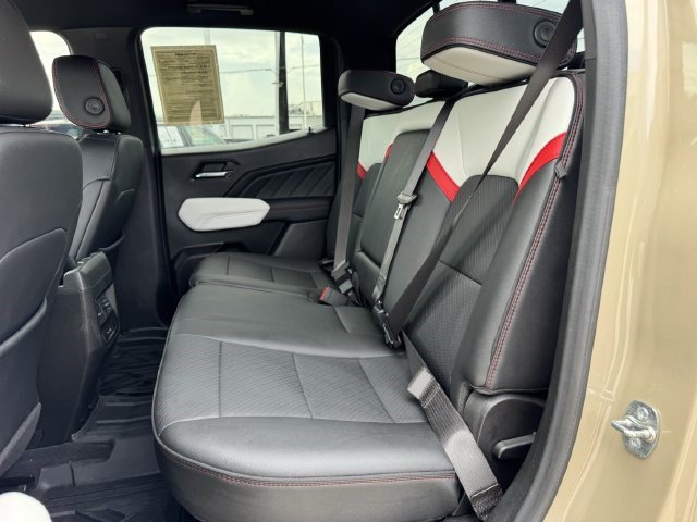 Used 2024 GMC Canyon AT4X AWD/4WD image 26