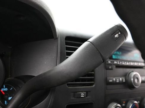 Used 2009 Chevrolet Silverado 1500 W/T w/ LS Package RWD image 19