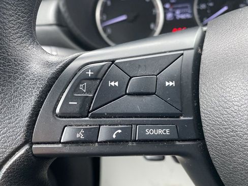 Used 2023 Nissan Versa S image 20