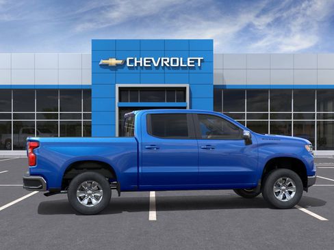 New 2025 Chevrolet Silverado 1500 LT w/ Safety Package image 40