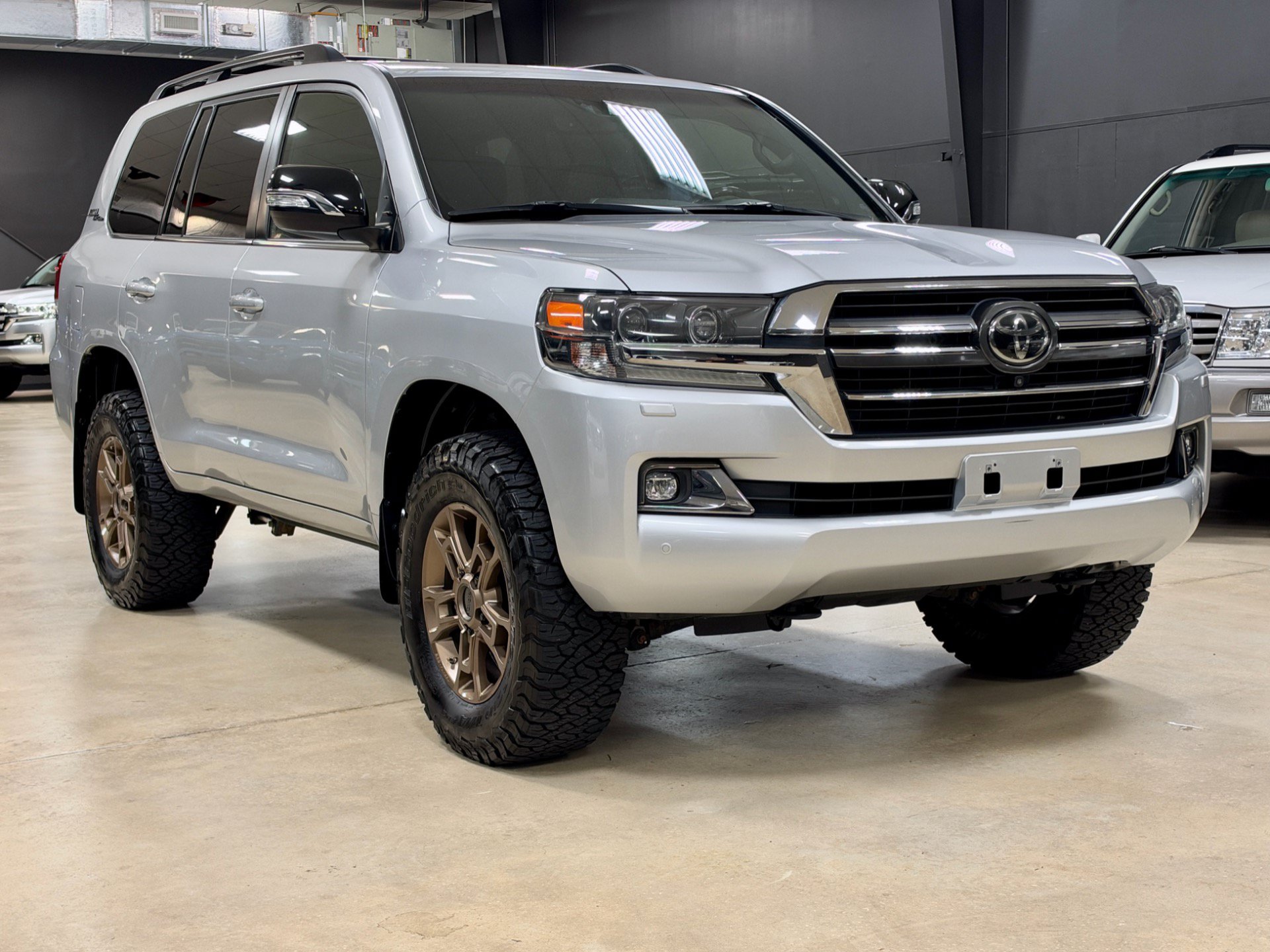 Used 2021 Toyota Land Cruiser Heritage Edition AWD/4WD image 5