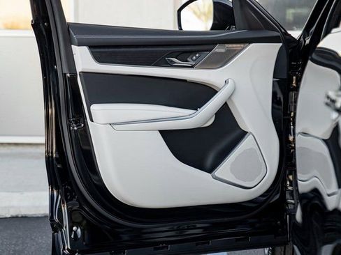 New 2026 Jaguar F-PACE R-Dynamic S image 12