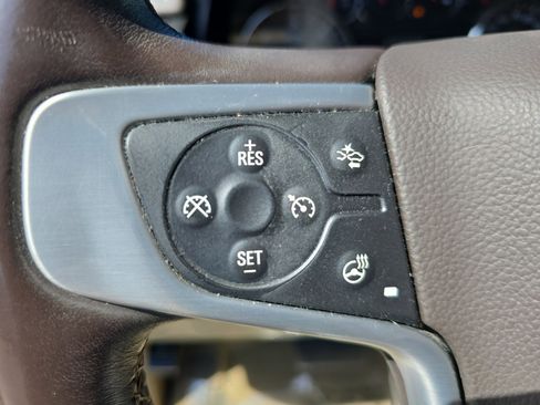 Used 2015 GMC Yukon XL SLT w/ Open Road Package image 19