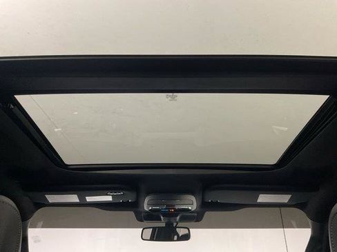 Used 2022 Ford F150 Lariat AWD/4WD image 32