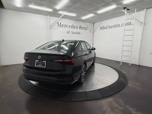 Used 2022 Volkswagen Jetta Sport FWD image 7