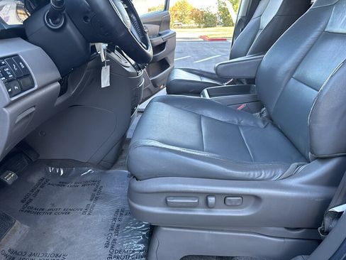 Used 2012 Honda Odyssey Touring Elite image 24