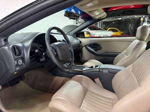 Used 1999 Pontiac Firebird Formula RWD image 40