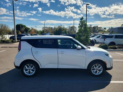 Used 2024 Kia Soul LX w/ Option Group 015