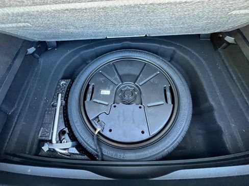 Certified 2024 Volkswagen GTI SE w/ SE Leather Seats Package FWD image 30