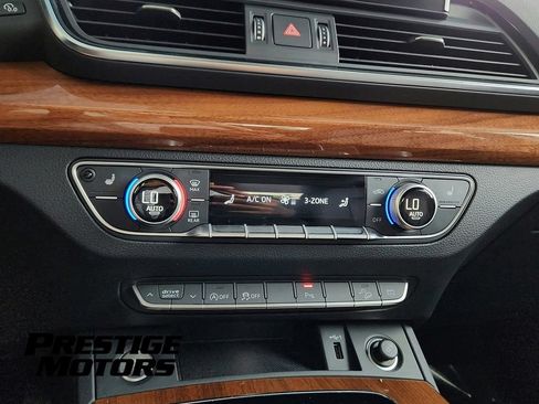 Used 2023 Audi Q5 2.0T Premium AWD/4WD image 20