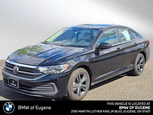 Used 2022 Volkswagen Jetta SE FWD image 7