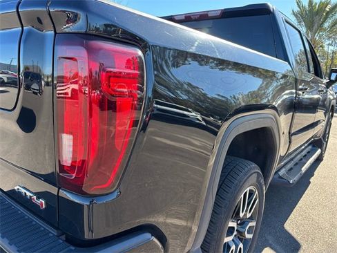 Used 2023 GMC Sierra 1500 AT4 w/ Technology Package image 11