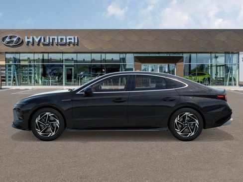 New 2026 Hyundai Sonata SEL image 3