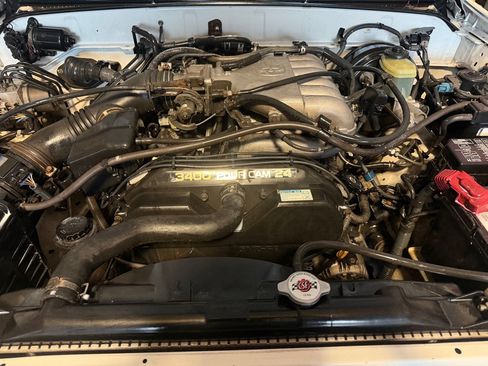 Used 1998 Toyota 4Runner Limited AWD/4WD image 5