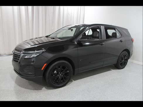 Certified 2024 Chevrolet Equinox LS w/ Midnight Edition AWD/4WD image 3