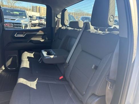 Used 2024 GMC Sierra 1500 Elevation image 22