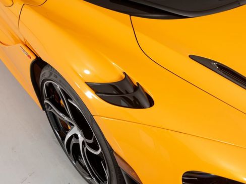 Used 2024 McLaren 750S Spider RWD image 40