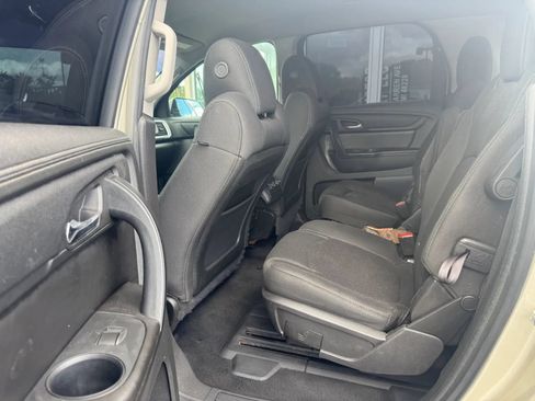 Used 2015 GMC Acadia SLE FWD image 7