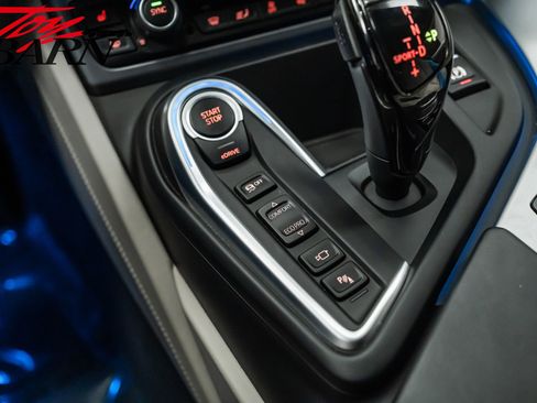 Used 2015 BMW i8 image 40