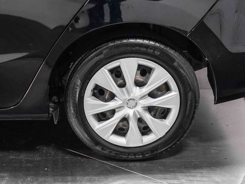 Used 2020 Honda Fit LX image 10