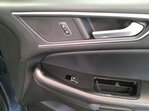 Used 2018 Ford Edge SEL w/ Equipment Group 201A image 41