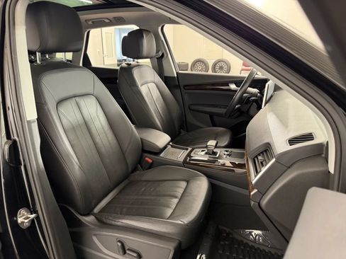 Used 2019 Audi Q5 2.0T Premium Plus w/ Premium Plus Package AWD/4WD image 44