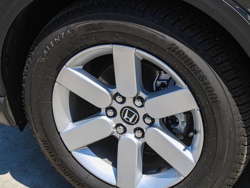 Used 2025 Honda Prologue Eco image 13