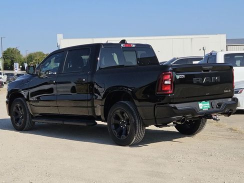 New 2026 RAM 1500 Express AWD/4WD image 4
