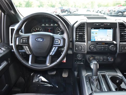 Used 2019 Ford F150 XLT w/ Equipment Group 302A Luxury AWD/4WD image 19