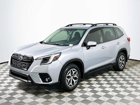 Certified 2023 Subaru Forester Premium image 3