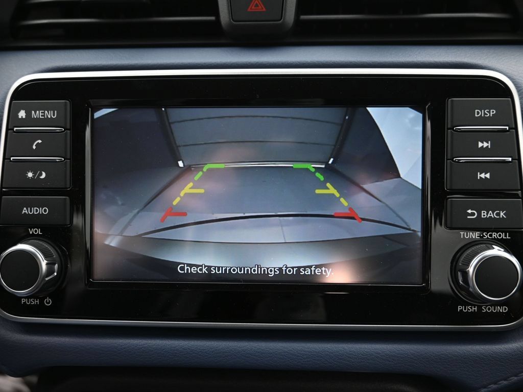 New 2025 Nissan Versa SV w/ Trunk Package FWD image 17