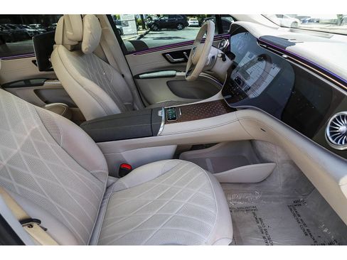 Certified 2023 Mercedes-Benz EQS 580 4MATIC SUV image 15