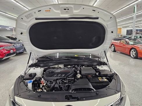 Used 2020 Kia Optima SX image 40