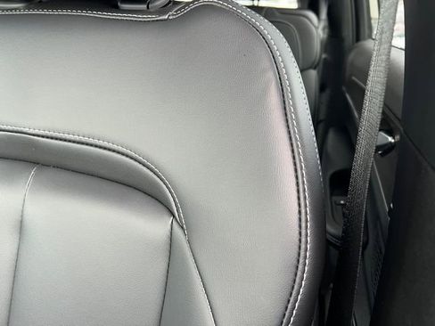 New 2025 Jeep Grand Cherokee L Limited w/ Trailer Tow Package image 14