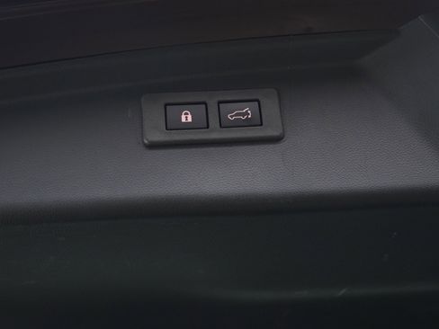 Used 2023 Subaru Outback Limited XT image 18