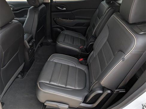 Used 2023 GMC Acadia Denali w/ Denali Technology Package image 26