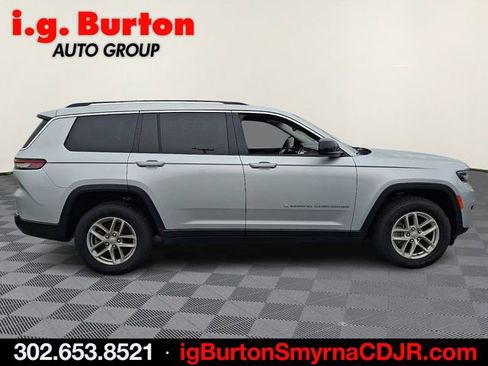 Used 2023 Jeep Grand Cherokee L Laredo AWD/4WD image 7