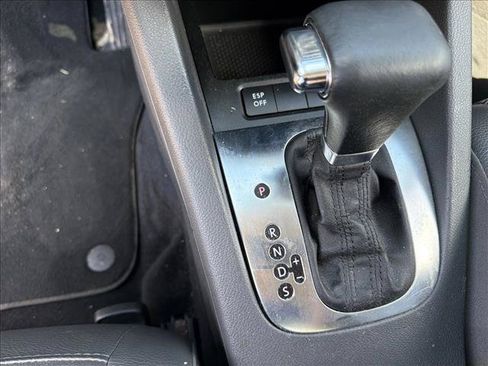 Used 2009 Volkswagen Jetta SE FWD image 14
