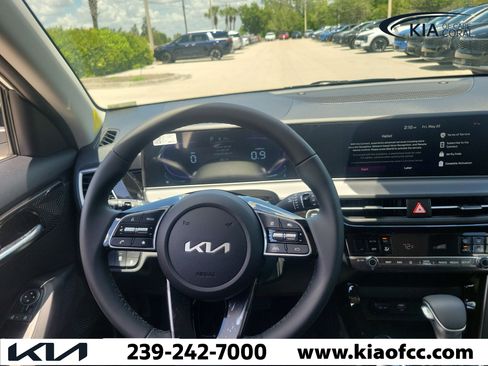New 2026 Kia Seltos S FWD image 21