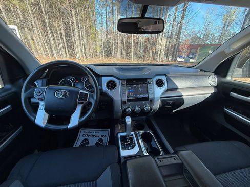 Used 2017 Toyota Tundra SR5 RWD image 16