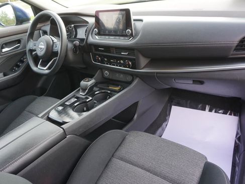 Used 2023 Nissan Rogue SV FWD image 22