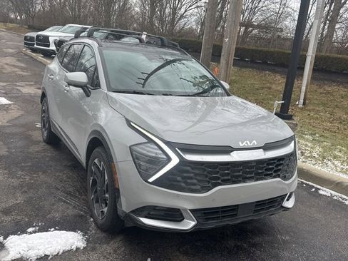 Used 2025 Kia Sportage SX image 1