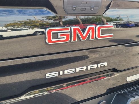 Used 2021 GMC Sierra 1500 Elevation image 10