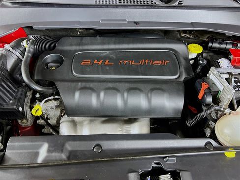 Used 2022 Jeep Compass Limited image 31