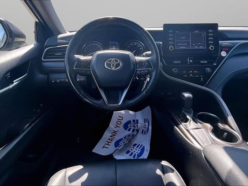 Used 2024 Toyota Camry SE FWD image 5