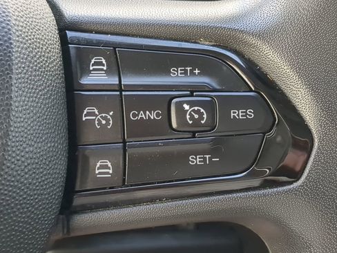 Used 2025 RAM ProMaster 2500 w/ Convenience Group image 24