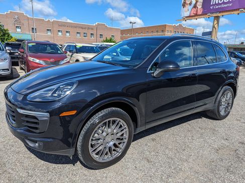Used 2016 Porsche Cayenne S w/ Premium Plus Package image 4