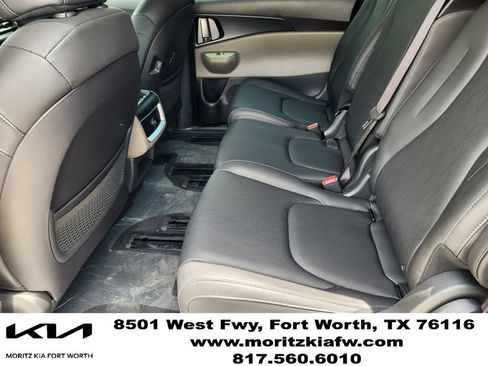New 2026 Kia Carnival FWD image 19