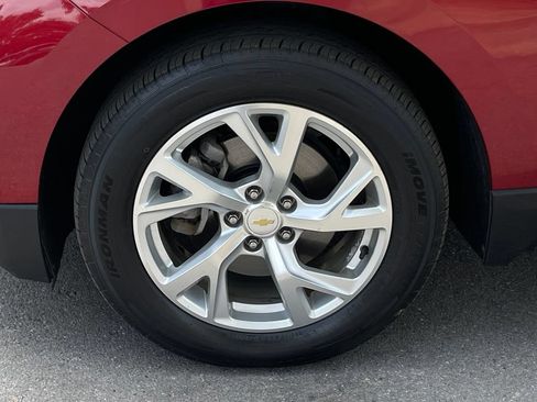 Used 2018 Chevrolet Equinox LT FWD image 32