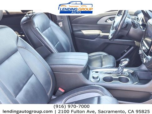 Used 2021 Chevrolet Traverse LT image 14